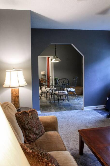 Dartt'S Park Flat Appartement Owatonna Buitenkant foto